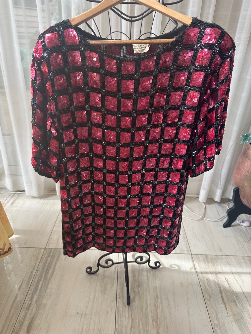 100 % pure Silk Pink & Black Sequin Grid Short Sleeve Top Made in India